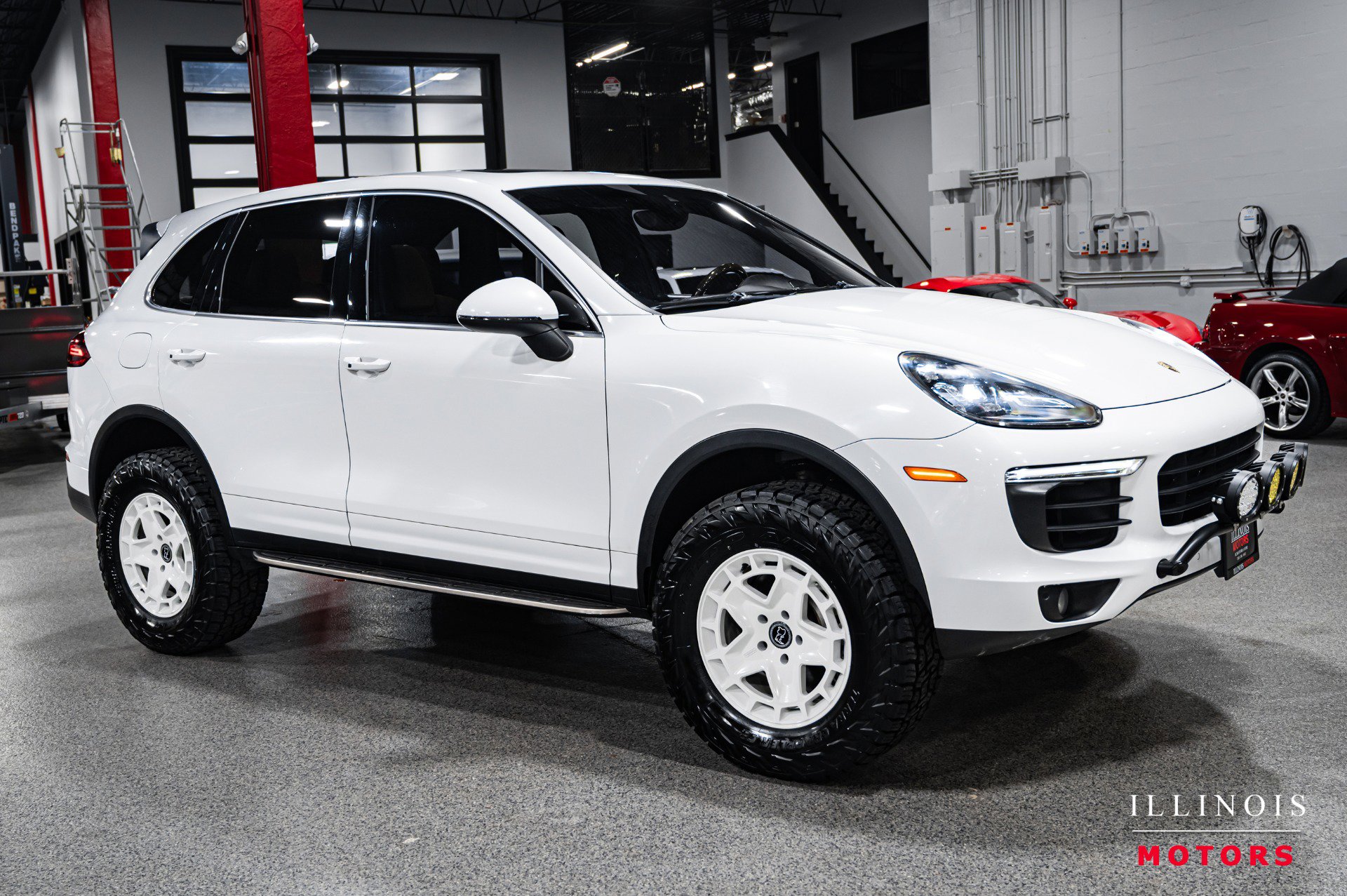 Used 2016 Porsche Cayenne S image 7