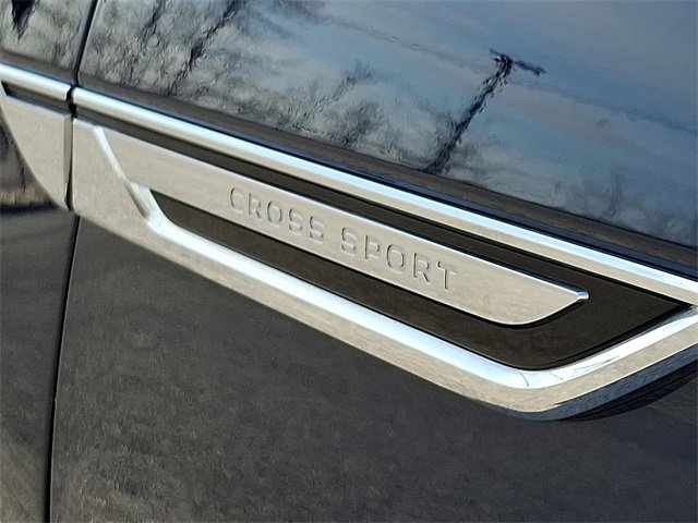 Used 2022 Volkswagen Atlas Cross Sport SE image 33