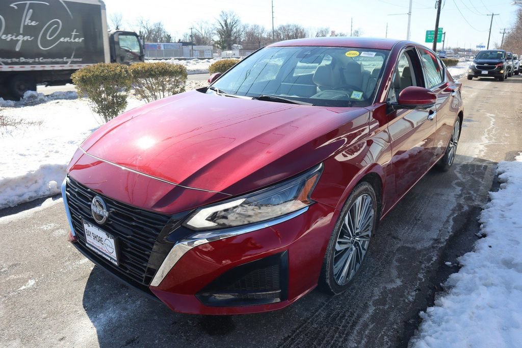 Certified 2025 Nissan Altima 2.5 SL FWD image 7