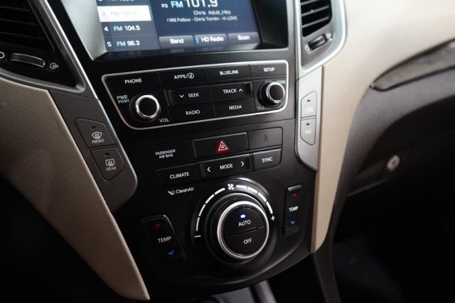 Used 2017 Hyundai Santa Fe Sport image 28