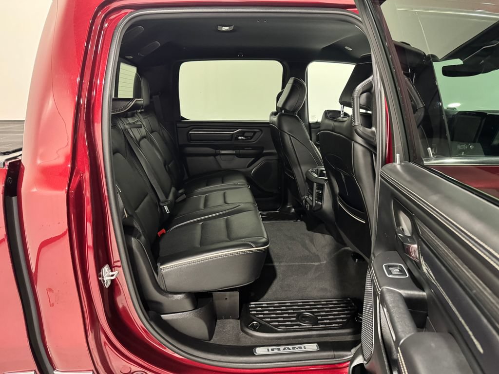 Used 2022 RAM 1500 Limited w/ Body-Colour Bumper Group AWD/4WD image 23