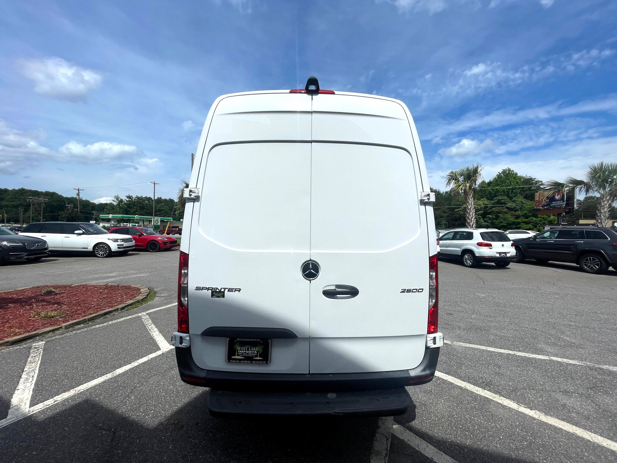 Used 2023 Mercedes-Benz Sprinter 2500 image 8