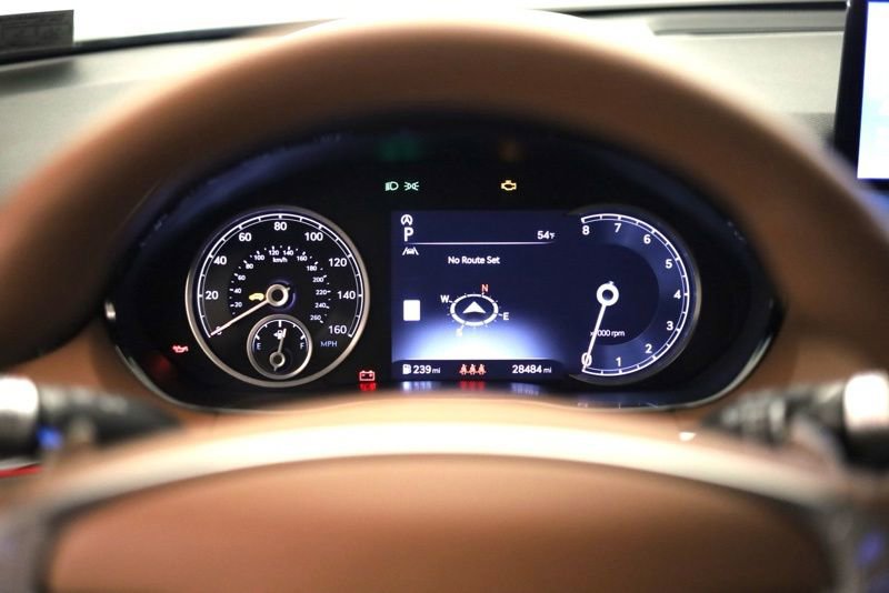 Used 2024 Genesis GV70 2.5T w/ Advanced Package image 14