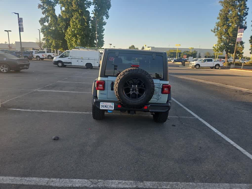 Used 2024 Jeep Wrangler Unlimited AWD/4WD image 6