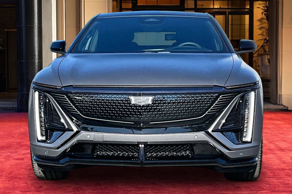 New 2026 Cadillac Lyriq V w/ LPO, Floor Liner Package AWD/4WD image 3