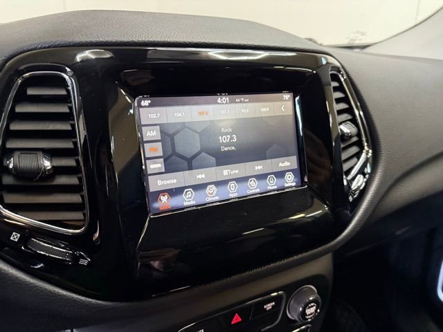 Used 2020 Jeep Compass Latitude image 14