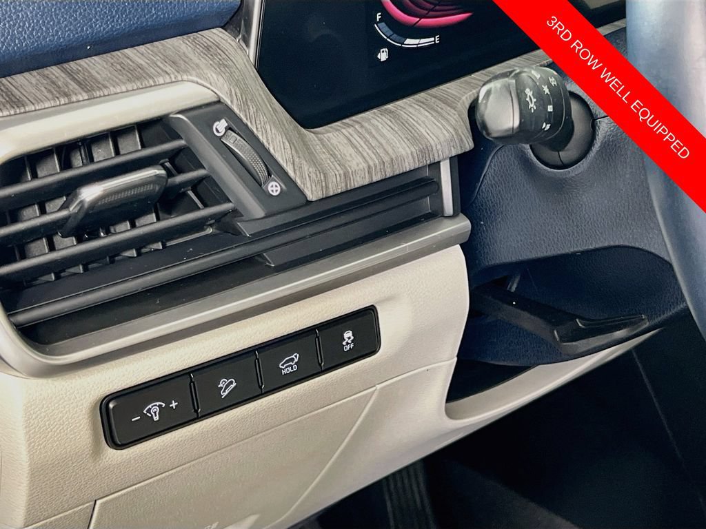 Certified 2023 Kia Telluride EX w/ EX Captain's Chair Package FWD image 11