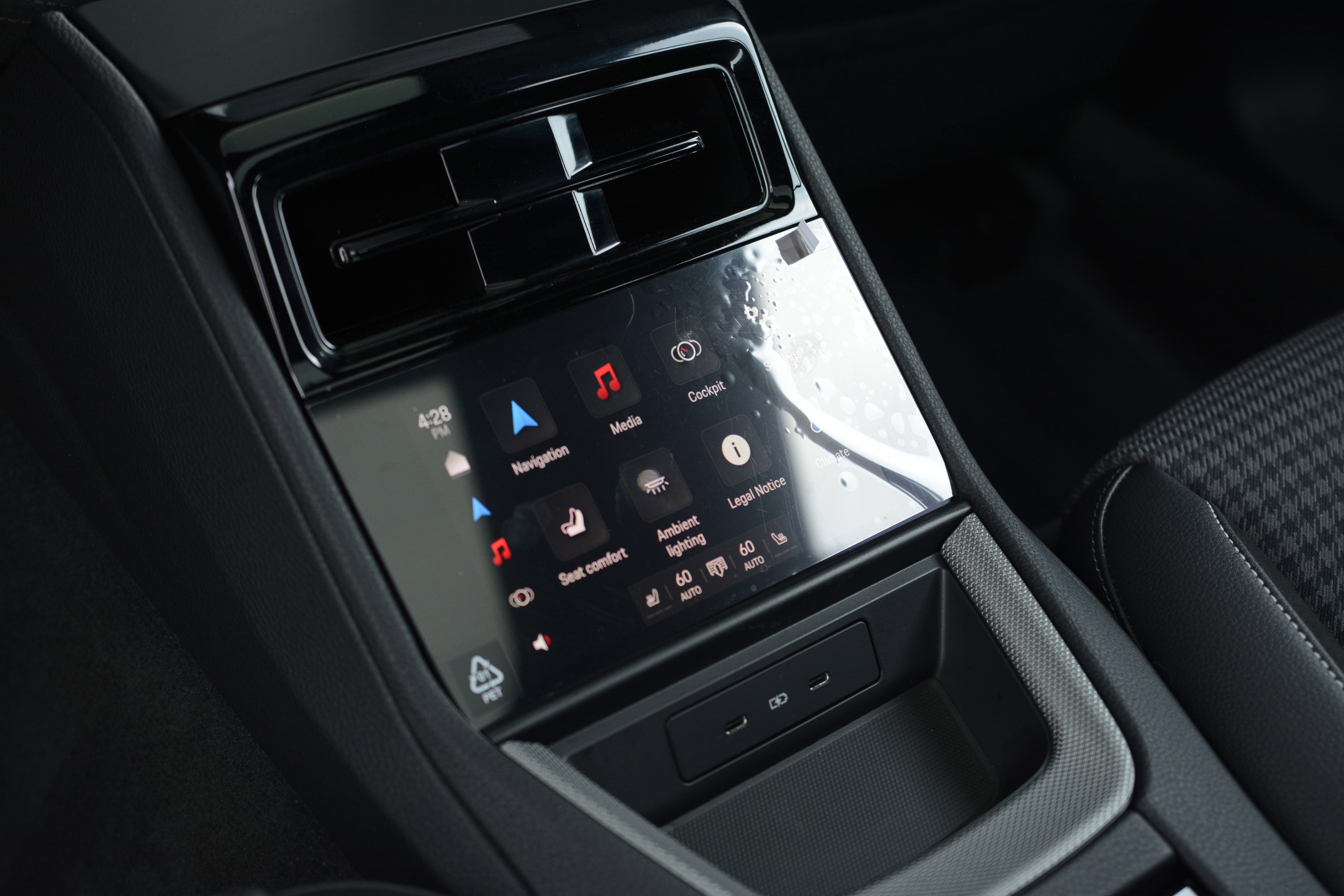 Certified 2025 Porsche Panamera 4 AWD/4WD image 27