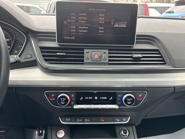 Used 2018 Audi SQ5 Premium Plus image 33