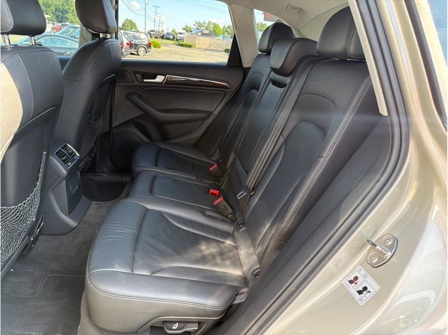 Used 2014 Audi Q5 2.0T Premium Plus w/ Premium Plus Package AWD/4WD image 10