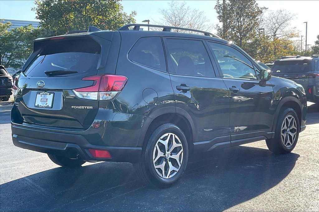 Certified 2024 Subaru Forester Premium AWD/4WD image 14