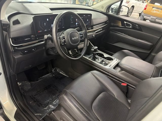 Used 2025 Kia Carnival SX Prestige FWD image 22
