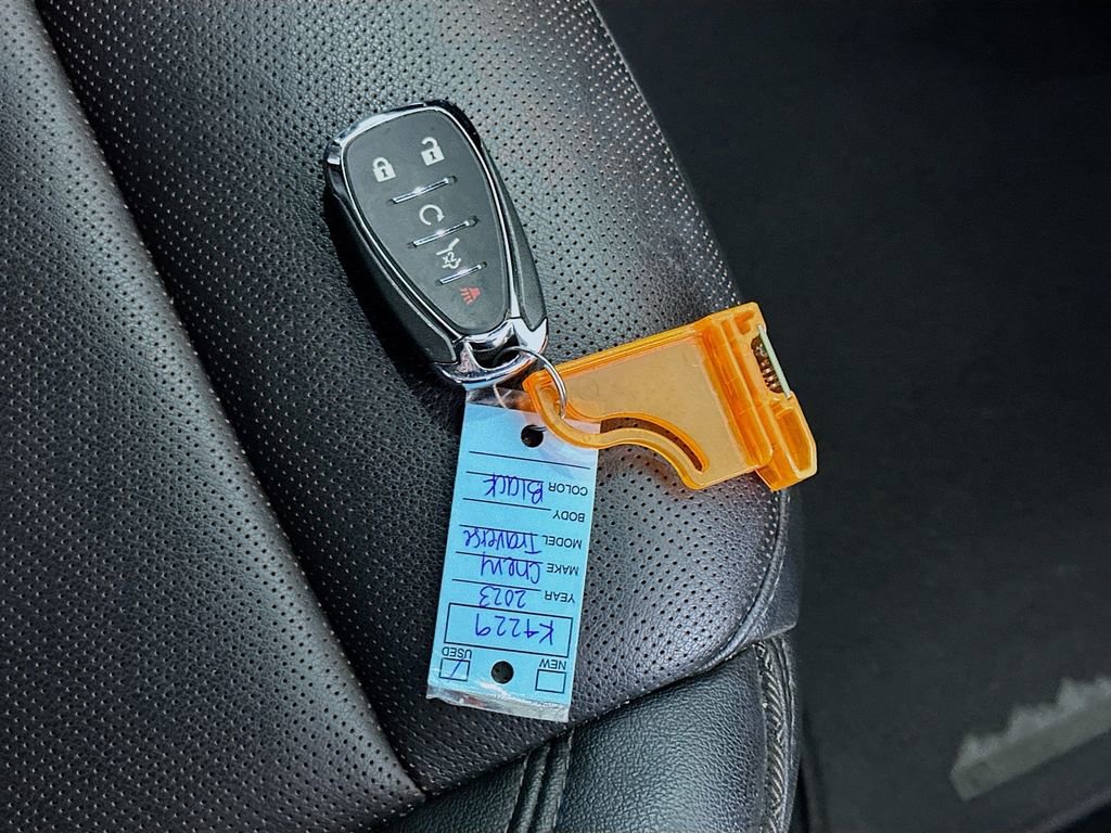 Used 2023 Chevrolet Traverse High Country image 37