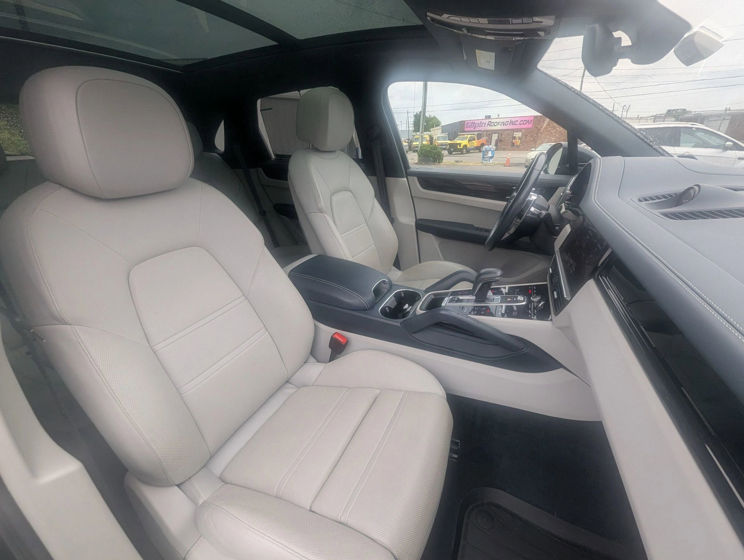 Used 2021 Porsche Cayenne S AWD/4WD image 11