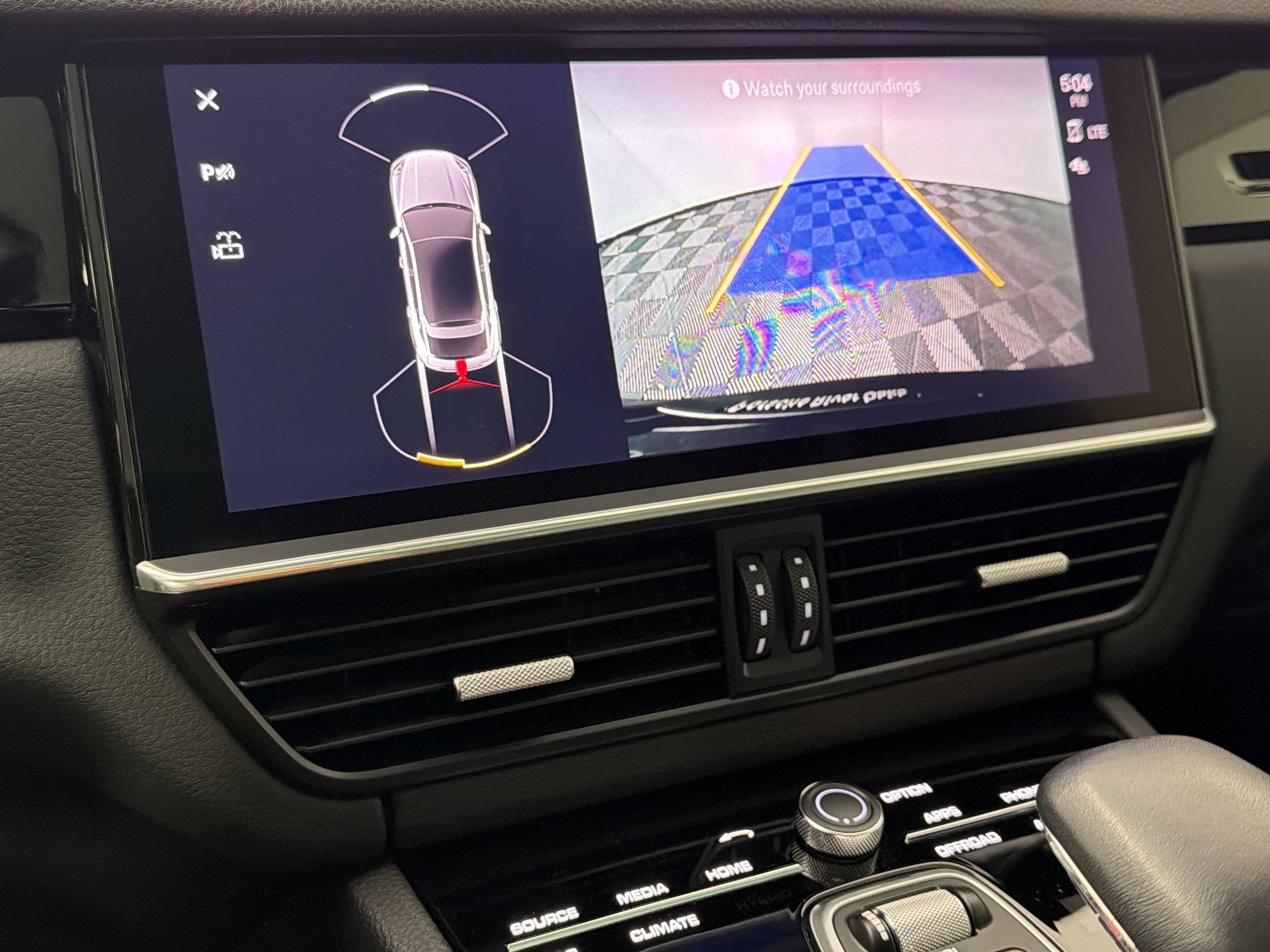 Certified 2023 Porsche Cayenne Coupe AWD/4WD image 25