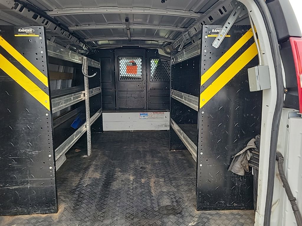 Used 2019 Chevrolet Express 2500 w/ Driver Convenience Package image 5