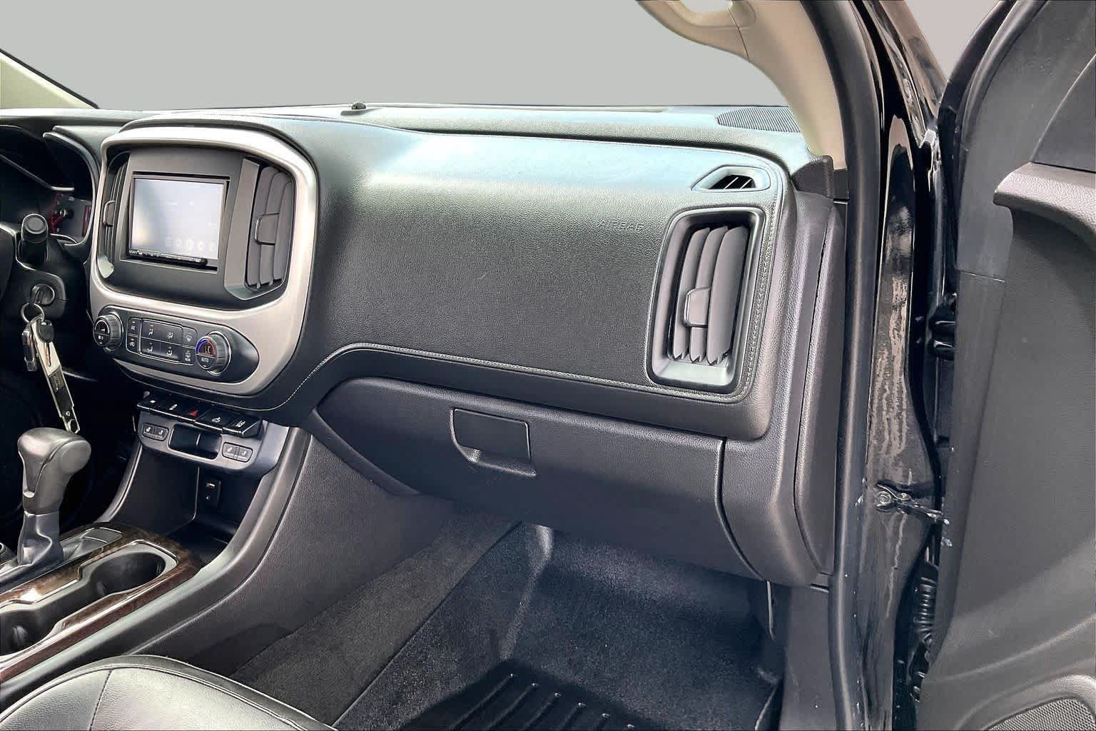 Used 2015 GMC Canyon SLT w/ Driver Alert Package AWD/4WD image 18