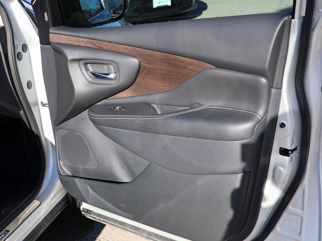 Used 2023 Nissan Murano Platinum w/ Cargo Package image 11