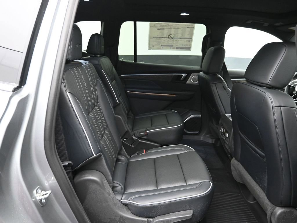 New 2026 Buick Enclave Avenir image 18