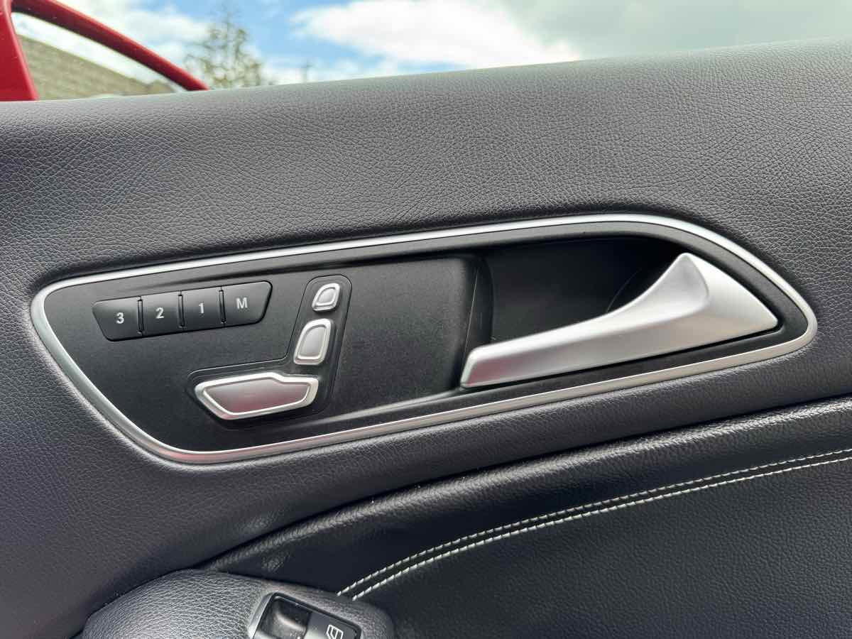 Used 2017 Mercedes-Benz CLA 250 image 33