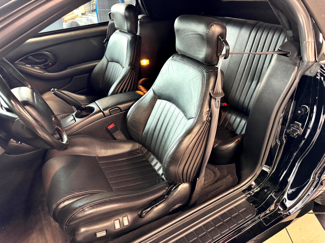 Used 2001 Pontiac Firebird Trans Am image 15