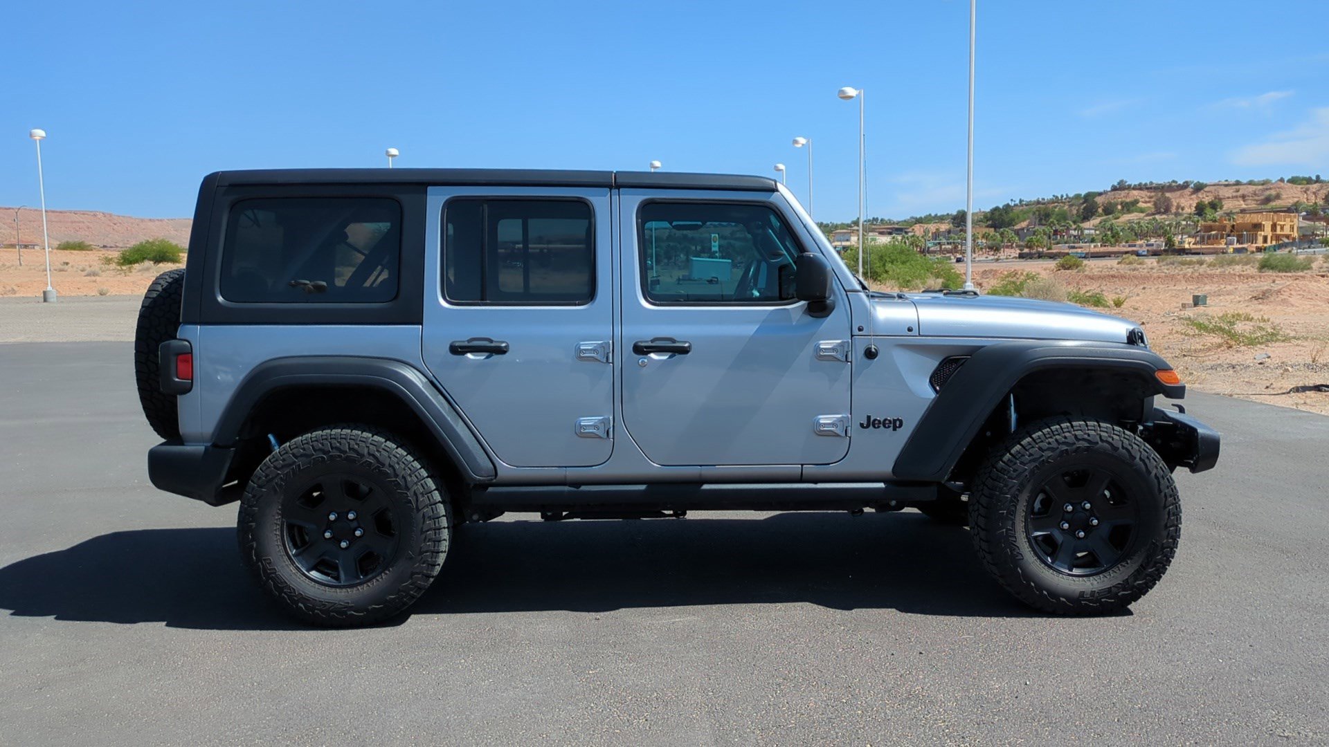 Used 2021 Jeep Wrangler Unlimited Sport AWD/4WD image 2