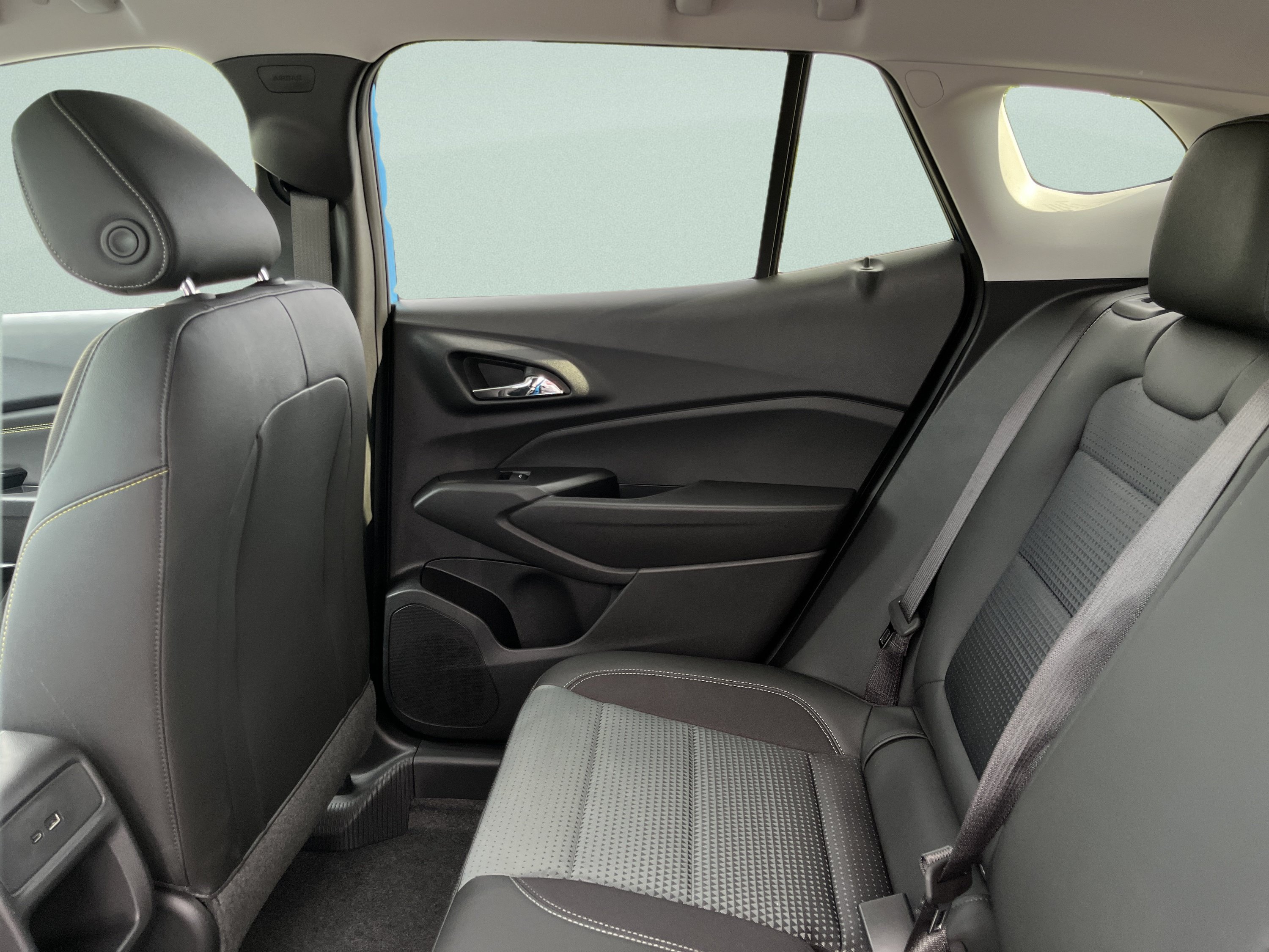 New 2026 Chevrolet Trax LT w/ Midnight Edition FWD image 22