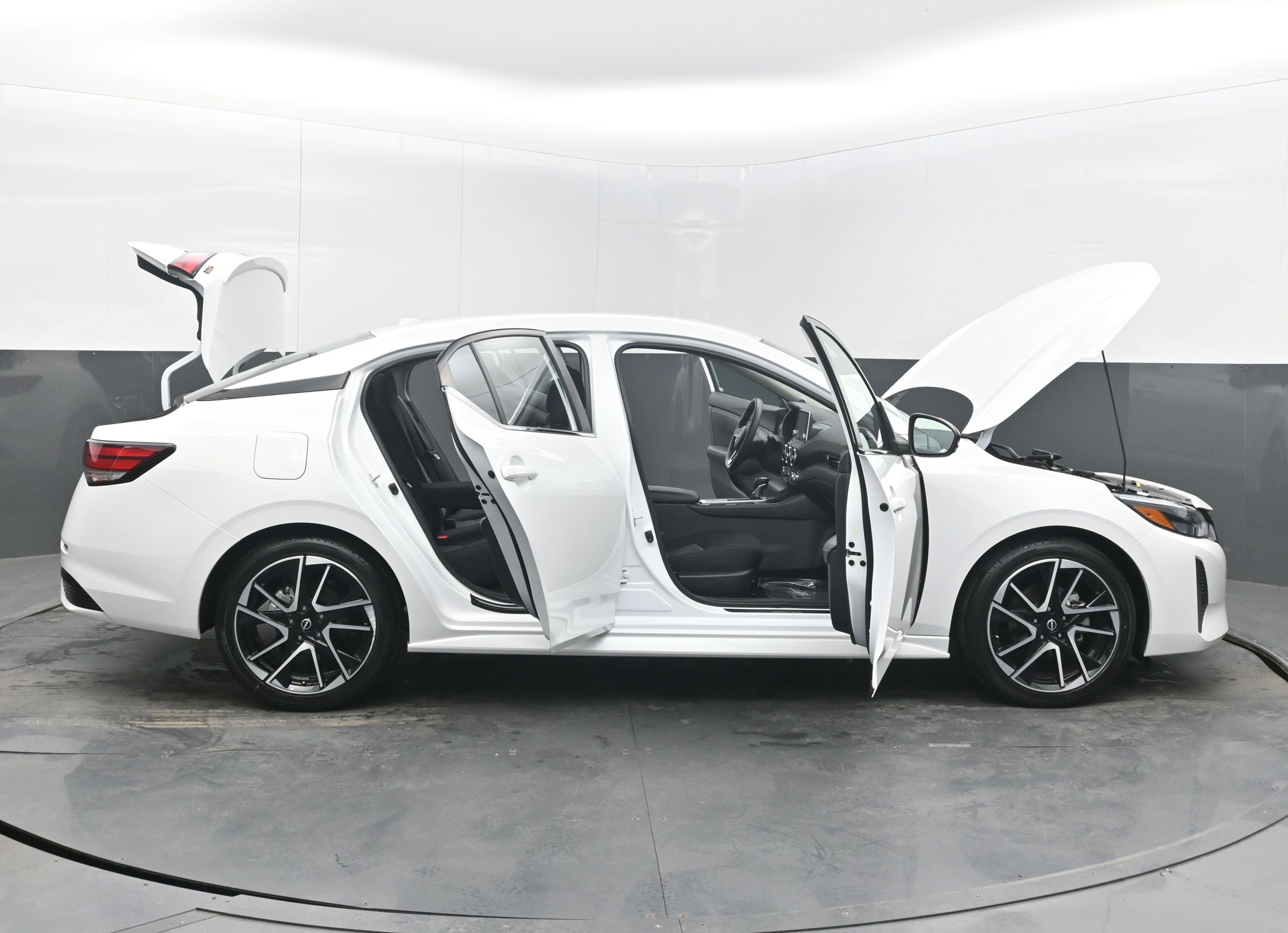 Used 2024 Nissan Sentra SR image 47