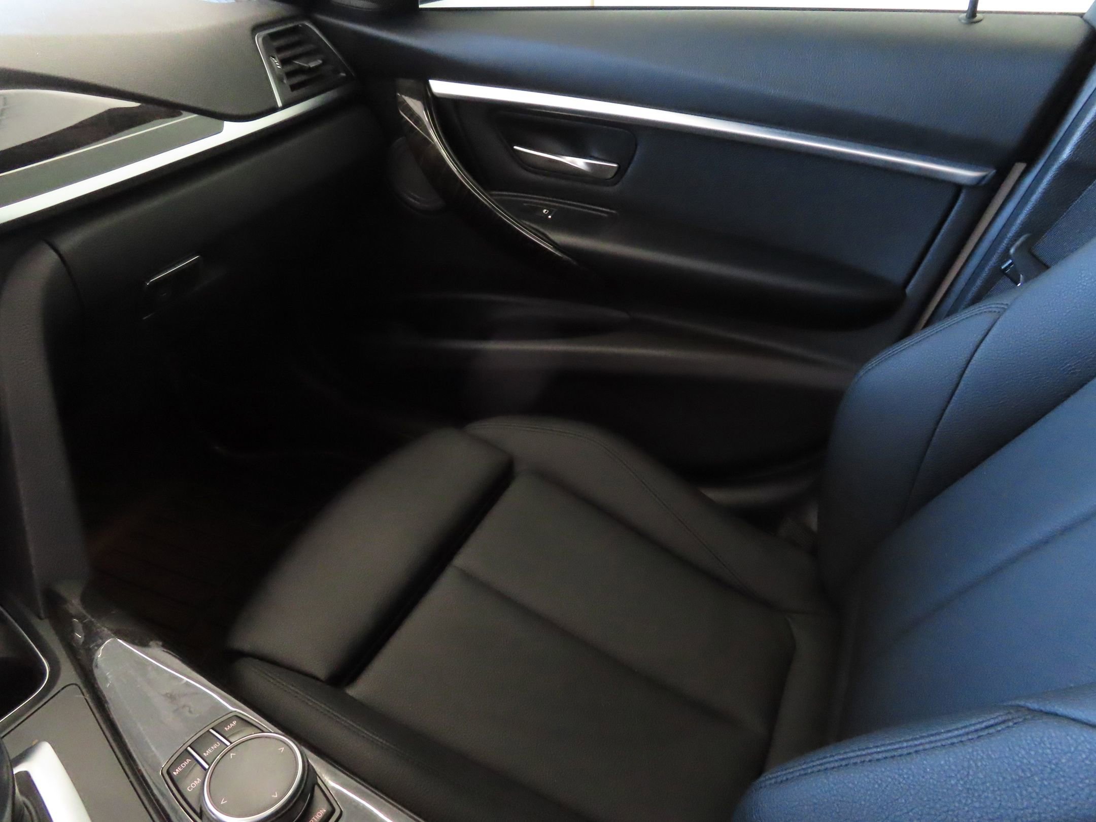 Used 2018 BMW 340i Sedan image 22