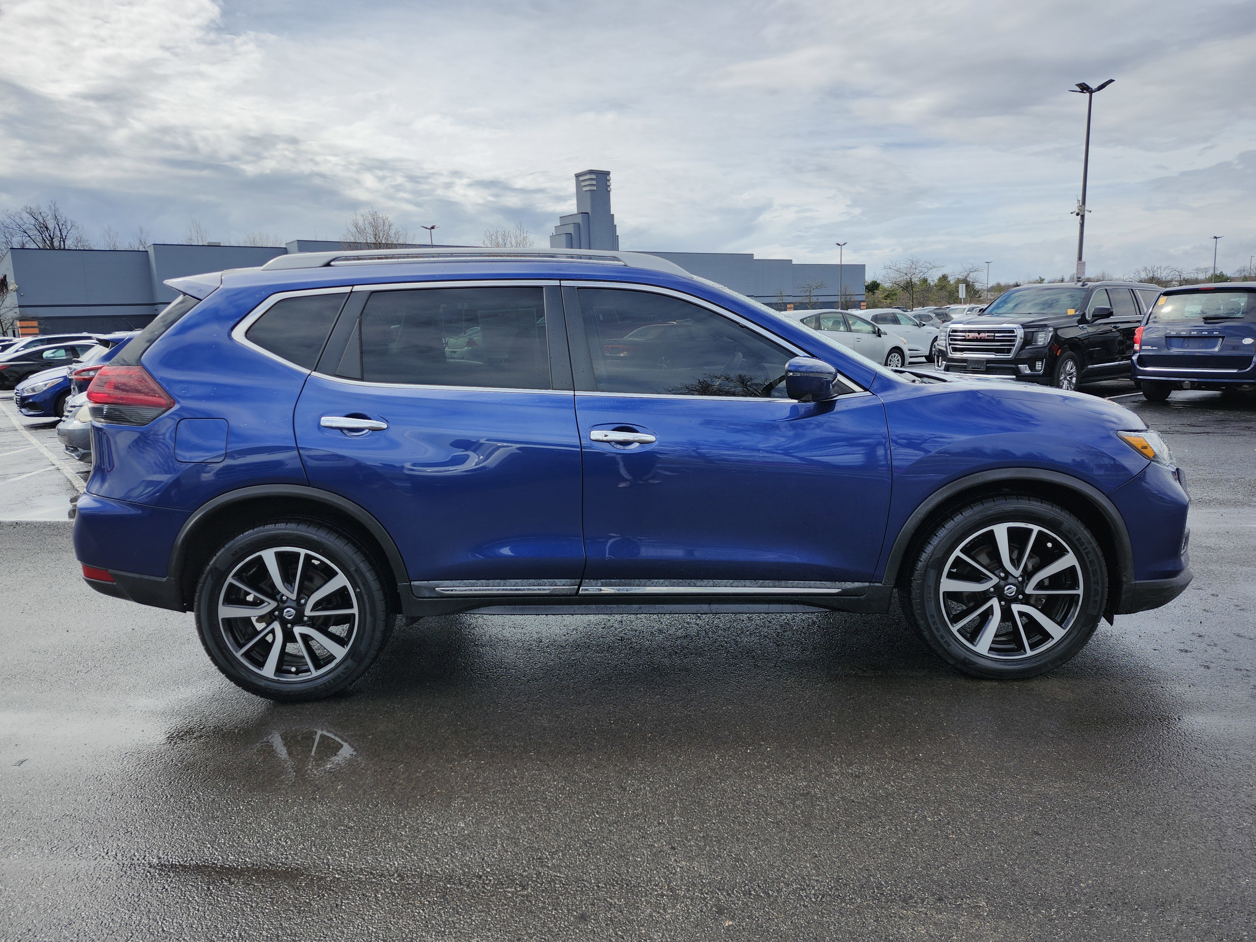 Used 2020 Nissan Rogue SL image 19