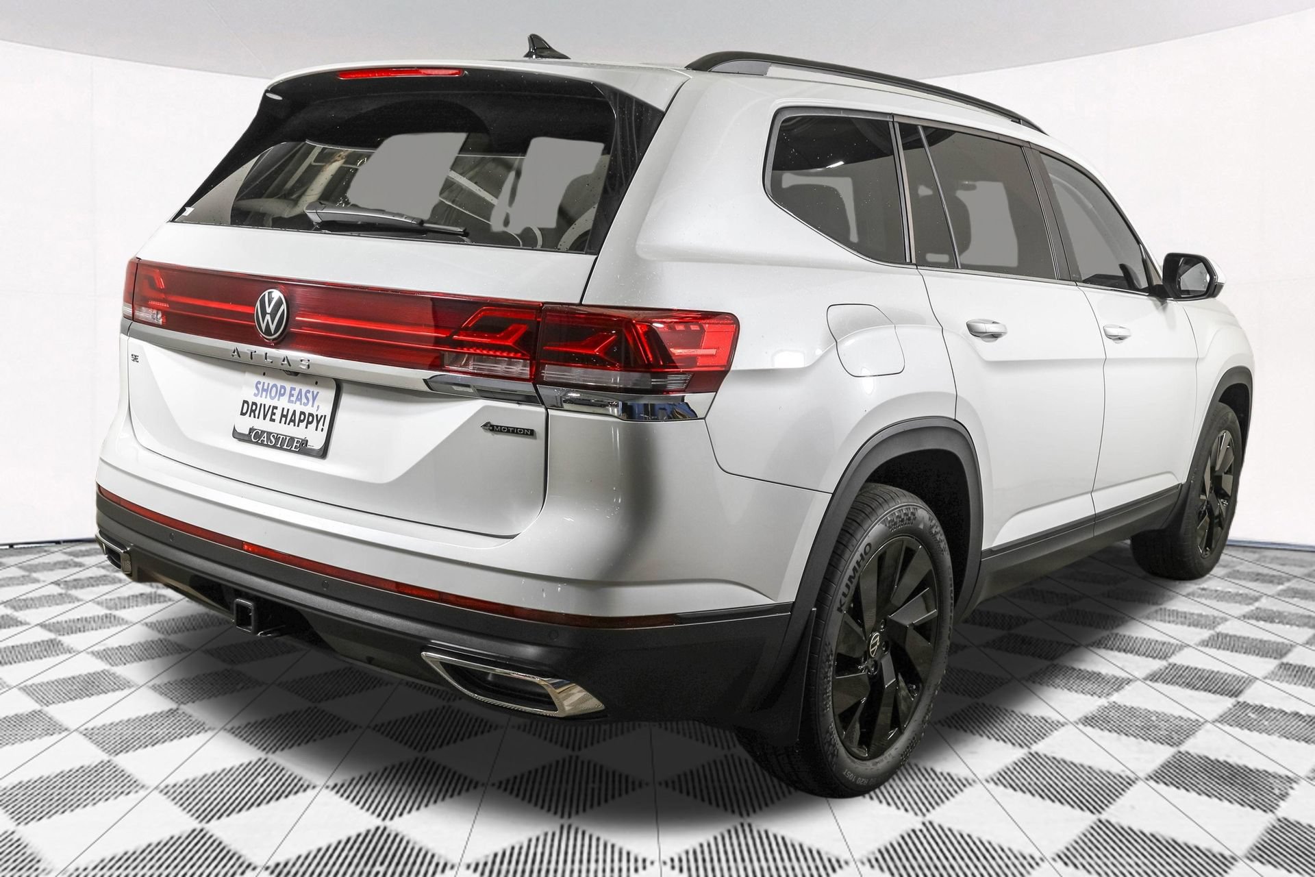 Used 2026 Volkswagen Atlas SE w/ Panoramic Sunroof Package AWD/4WD image 14