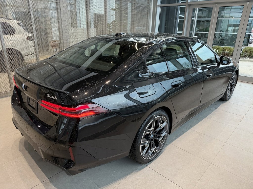 New 2026 BMW 530i xDrive w/ M Sport Package image 6