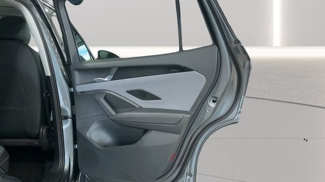 New 2026 Volkswagen Tiguan SE AWD/4WD image 33