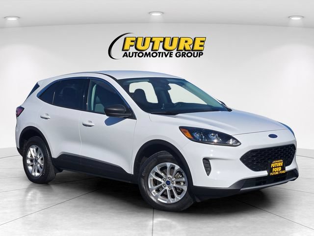 Certified 2022 Ford Escape SE AWD/4WD image 1