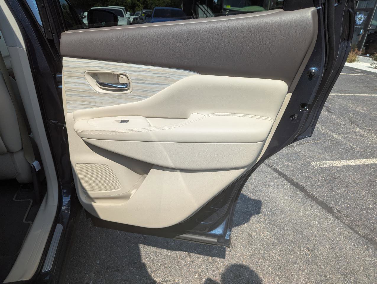 Used 2016 Nissan Murano Platinum w/ Platinum Technology Package AWD/4WD image 45