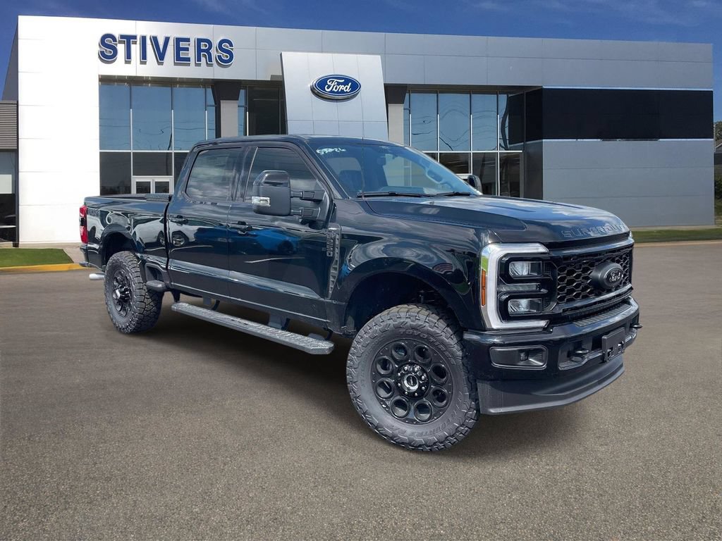 New 2026 Ford F250 Lariat w/ Black Appearance Package