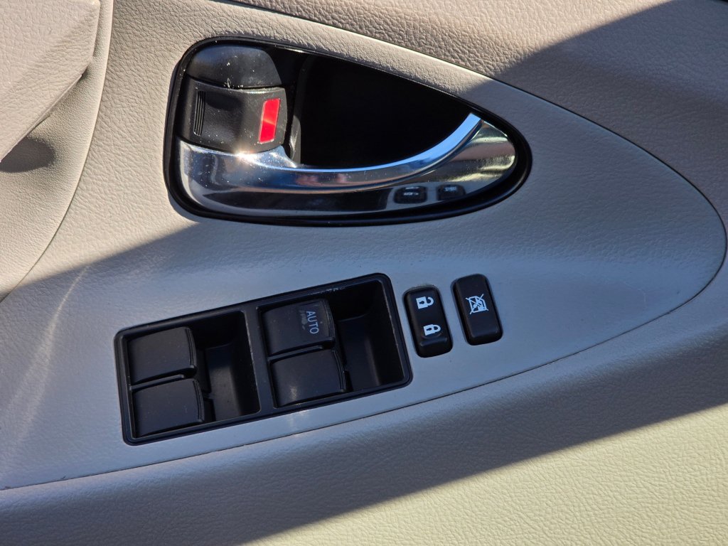 Used 2009 Toyota Camry Hybrid FWD image 33