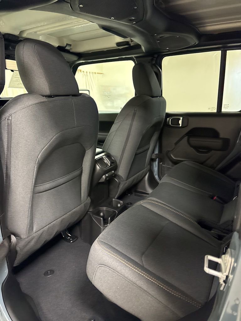 New 2026 Jeep Gladiator Willys AWD/4WD image 25