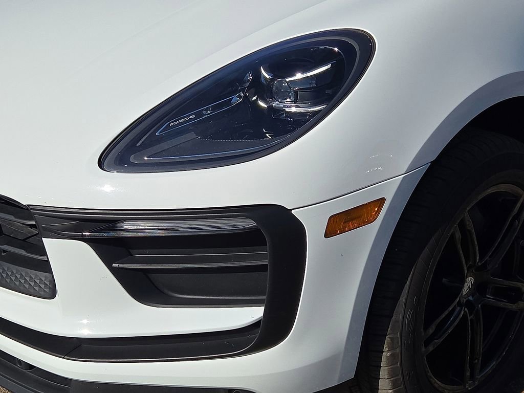 Used 2024 Porsche Macan T w/ Premium Plus Package image 26
