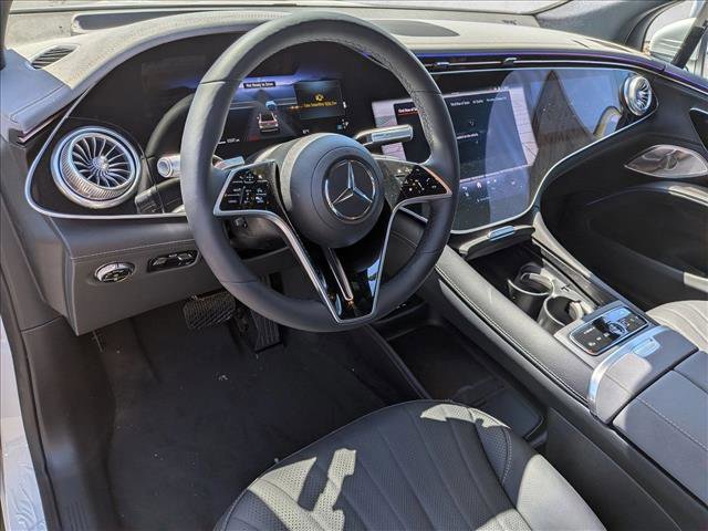 New 2026 Mercedes-Benz EQS 400 4MATIC SUV image 3