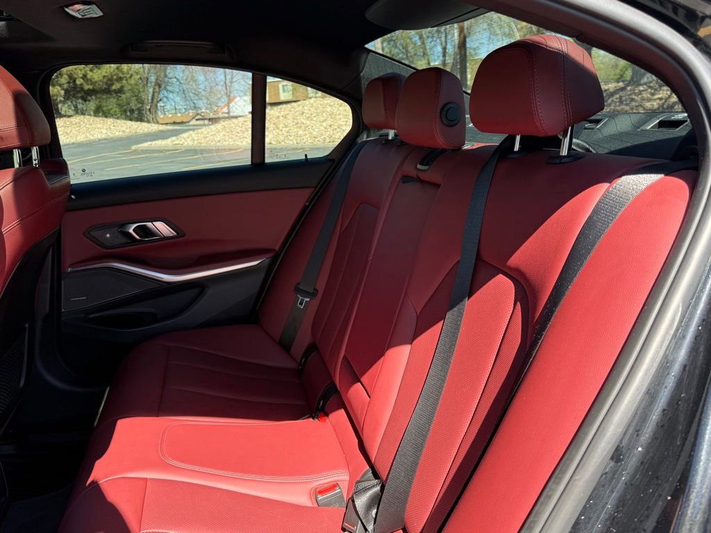 Used 2023 BMW 330i xDrive Sedan w/ M Sport Package image 17