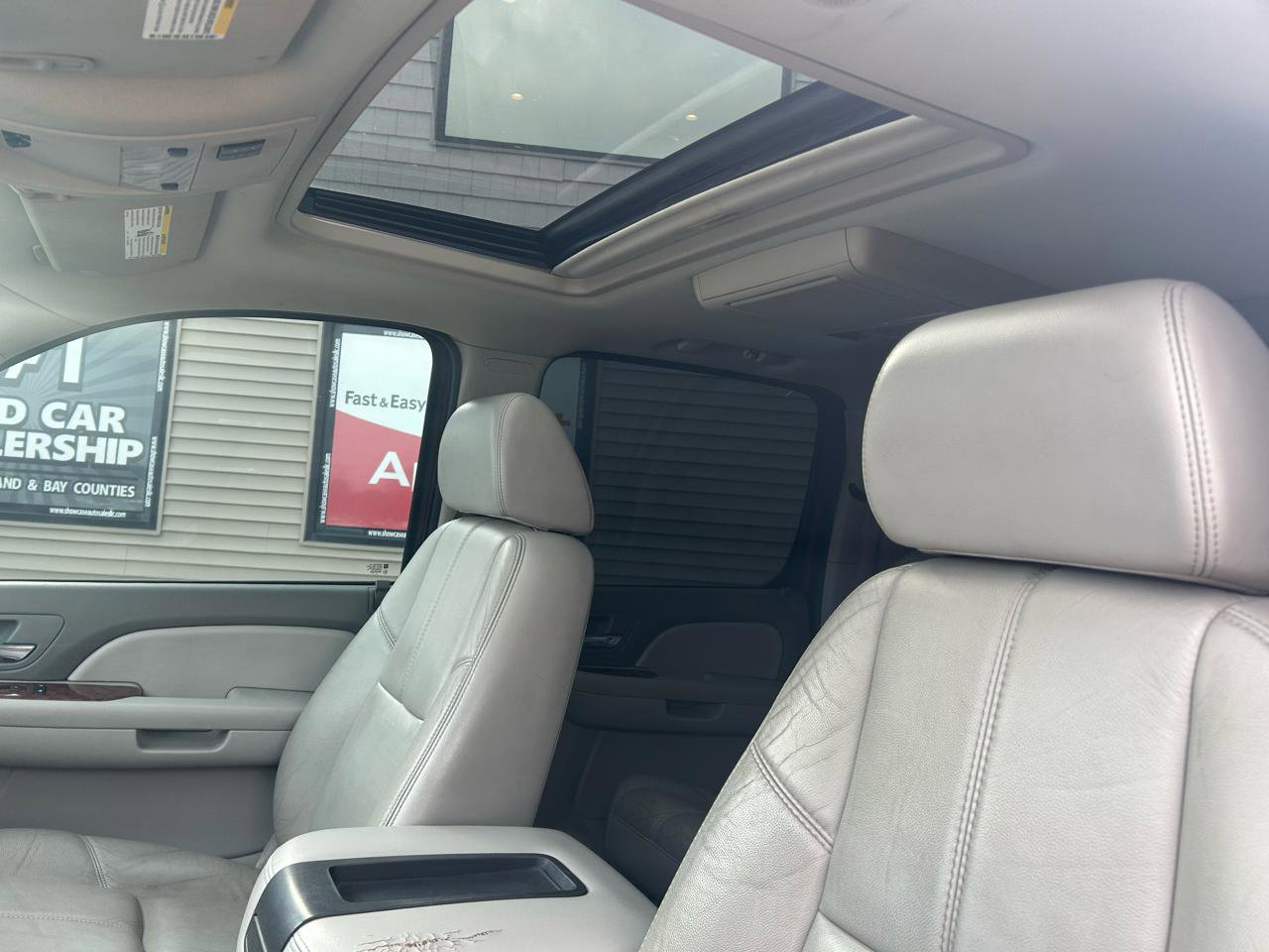 Used 2007 Chevrolet Suburban LT w/ LT Preferred Equipment Group image 19