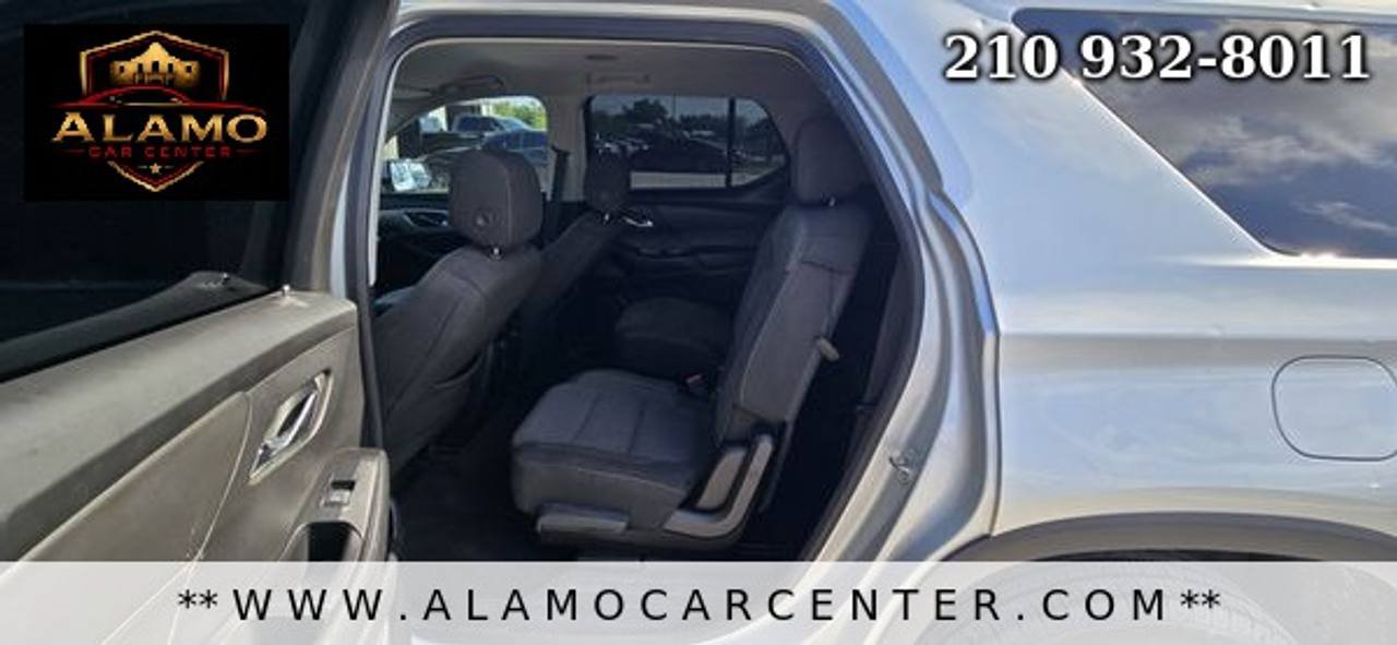 Used 2020 Chevrolet Traverse LT FWD image 28