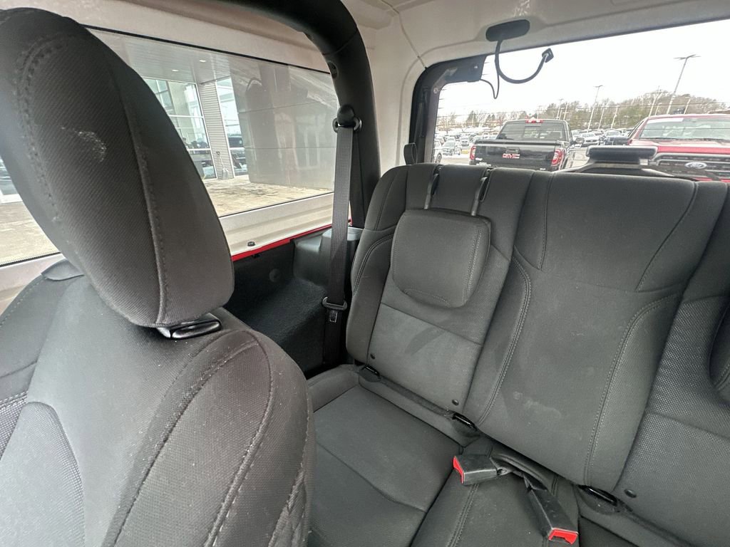 Used 2020 Jeep Wrangler Sport image 12