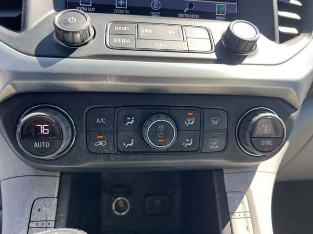 Used 2018 GMC Acadia SLT image 22