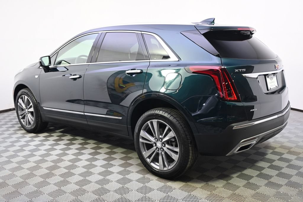 New 2026 Cadillac XT5 Premium Luxury w/ Driver Assist Package AWD/4WD image 3
