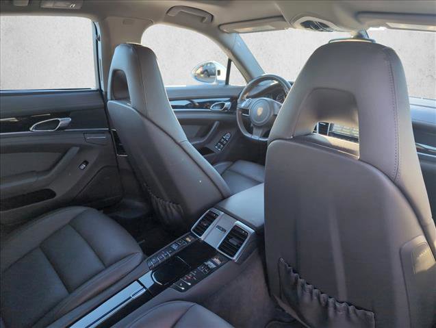 Used 2016 Porsche Panamera 4 Edition image 22