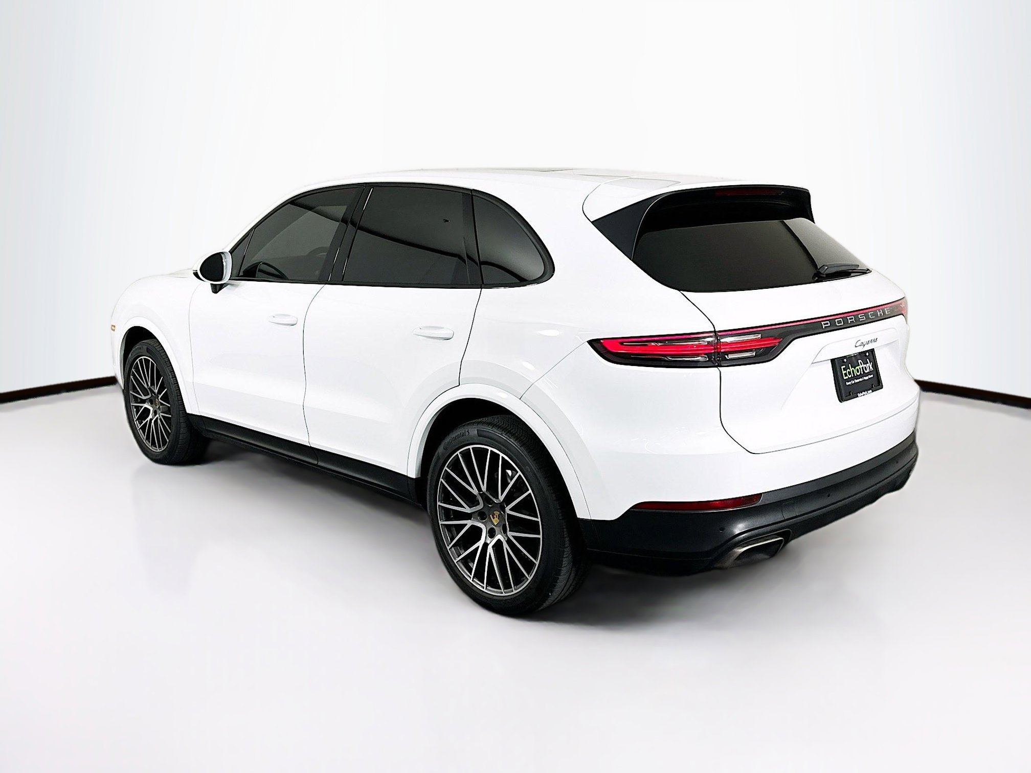 Used 2021 Porsche Cayenne AWD/4WD image 5