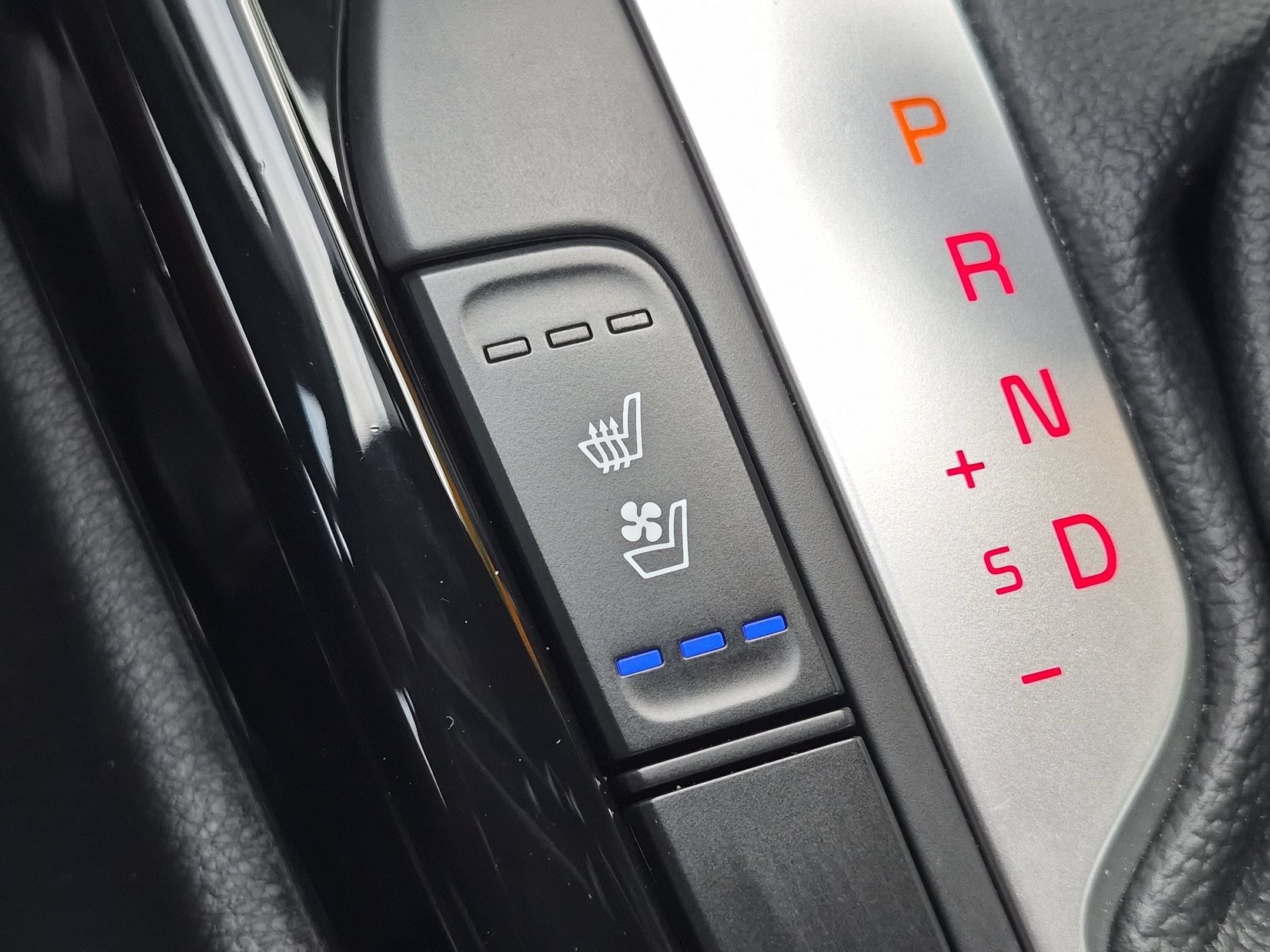 Used 2023 Kia Forte GT-Line w/ GT-Line Premium Package FWD image 21