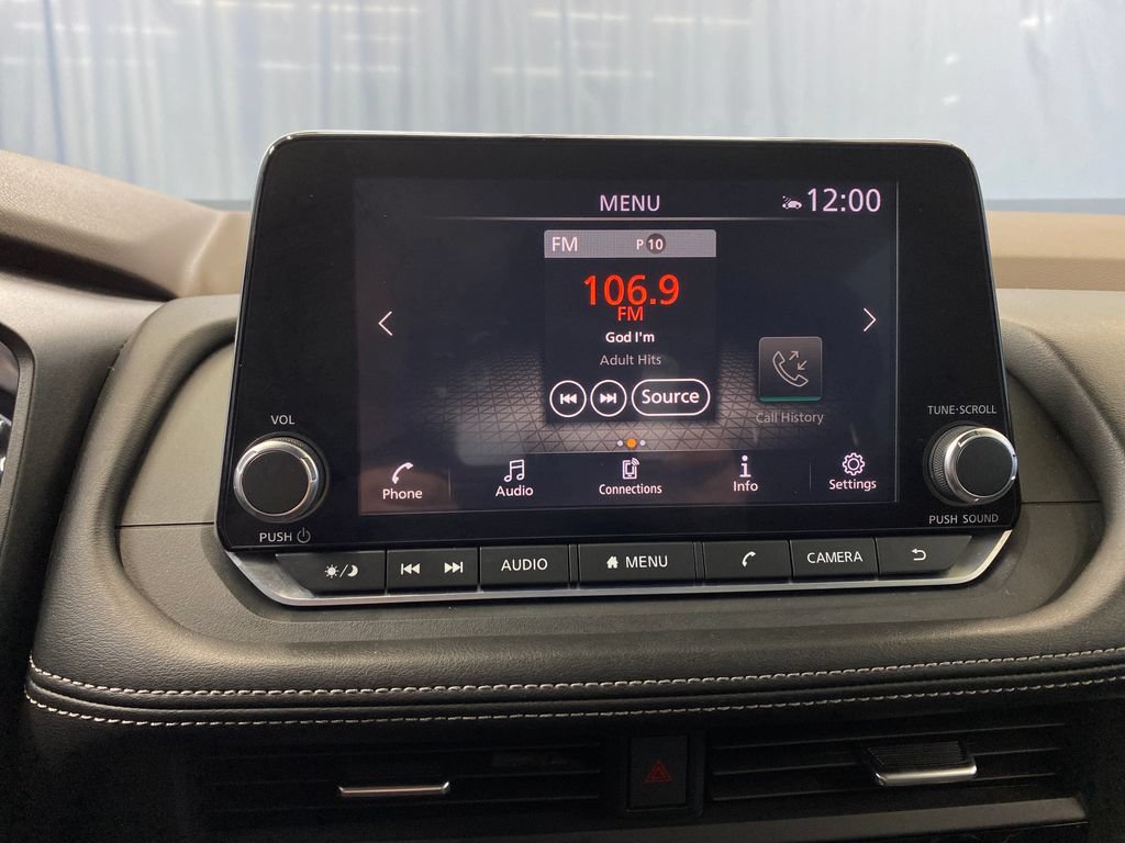 Used 2023 Nissan Rogue SV AWD/4WD image 17